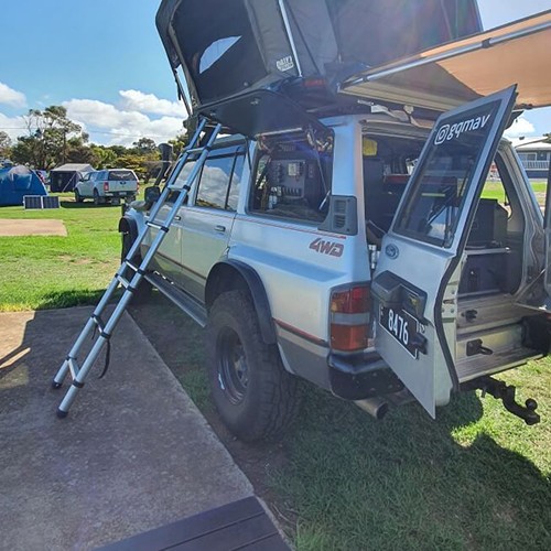 Gull Wing Window Suitable for Nissan Patrol Y60 GR/GQ LWB 4 door