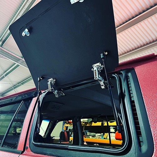 Gull Wing Window Suitable for Nissan GU Y61 Patrol LWB