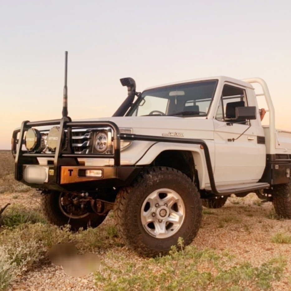 Front Flares Suitable for PRE-VDJ Toyota 74 / 75 / 78 / 79 series Landcruiser Pre 2007