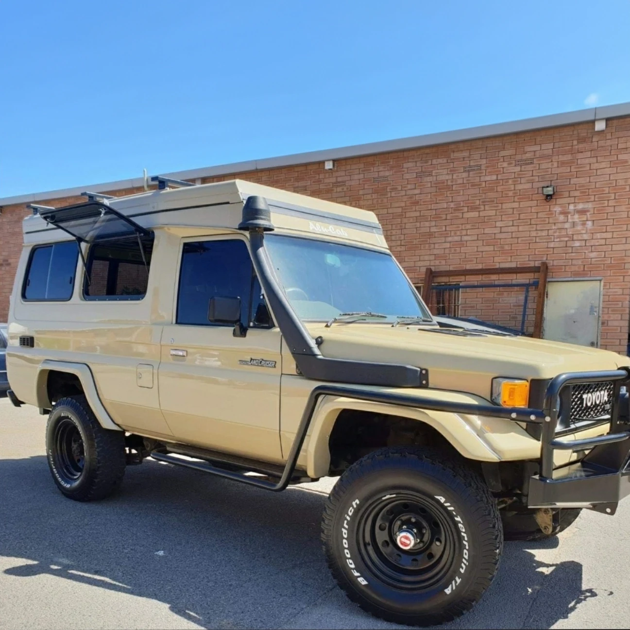 Factory Style Flares Suitable for Toyota Landcruiser 75 / 78 Troopcarrier (Pre-VDJ Model) Pre-2007