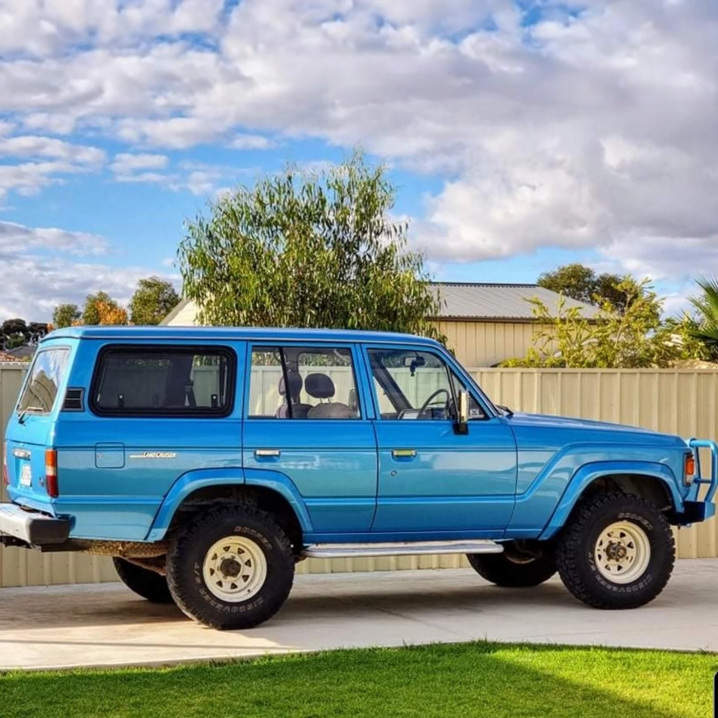 Factory Style Flares Suitable for Toyota 60 Series 1980–1989 Sahara Style
