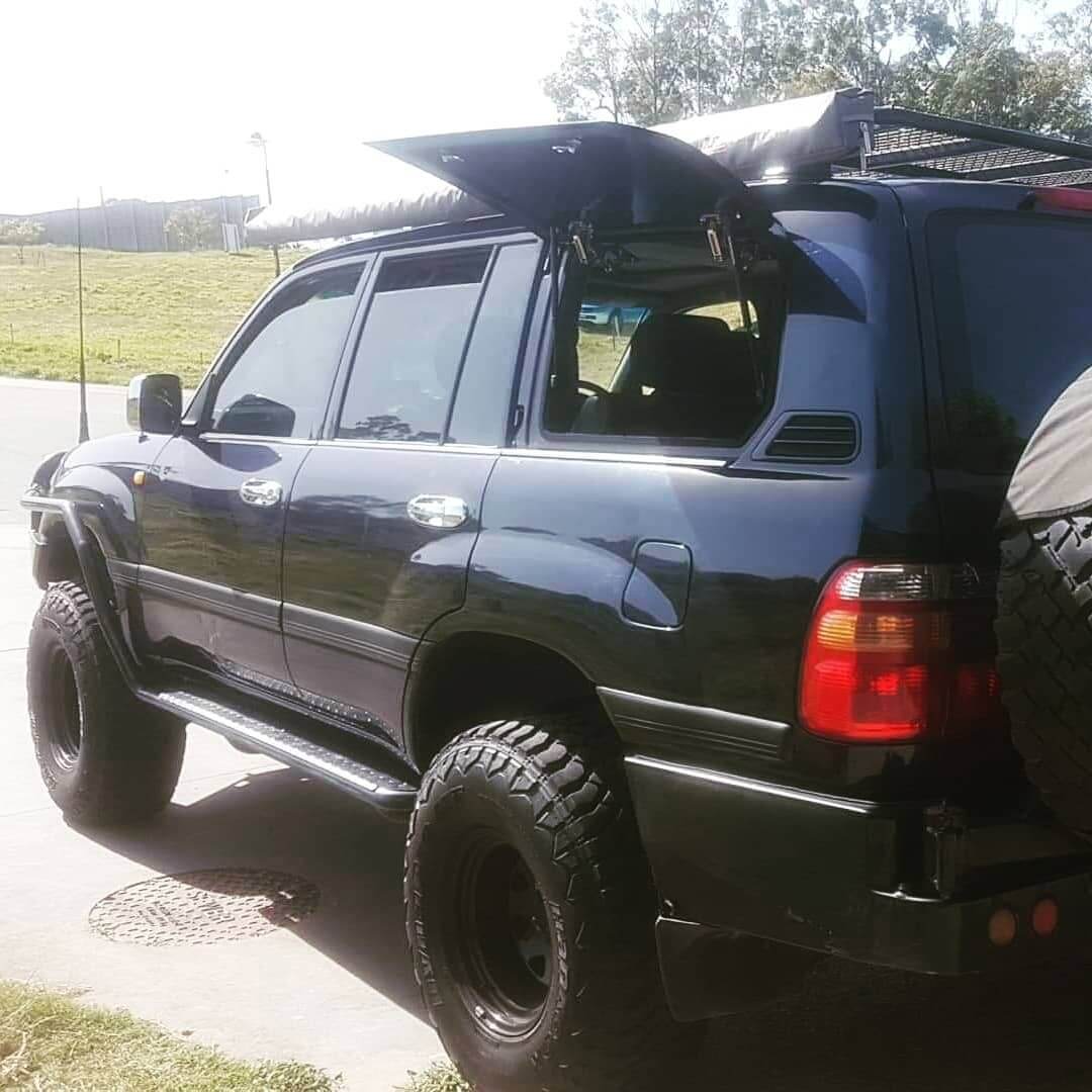 Gull Wing Window Suitable for Land Cruiser 100/105 Series and Lexus LX470 1998-2007