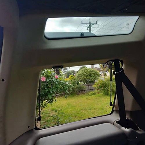 Gull Wing Window Suitable for Land Rover Discovery 2 (4 door)