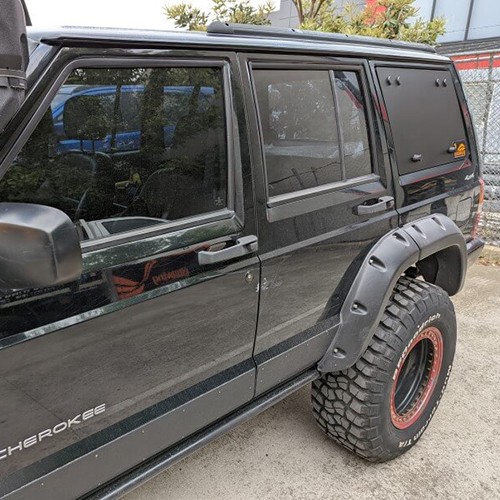 Gullwing Window Suitable For Jeep Cherokee XJ (4 door) 1984 to 2001