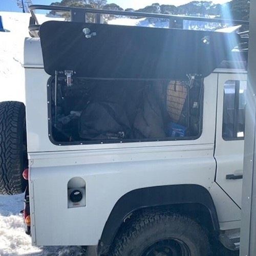 Gullwing Window Suitable For Land Rover Defender 90 and 110