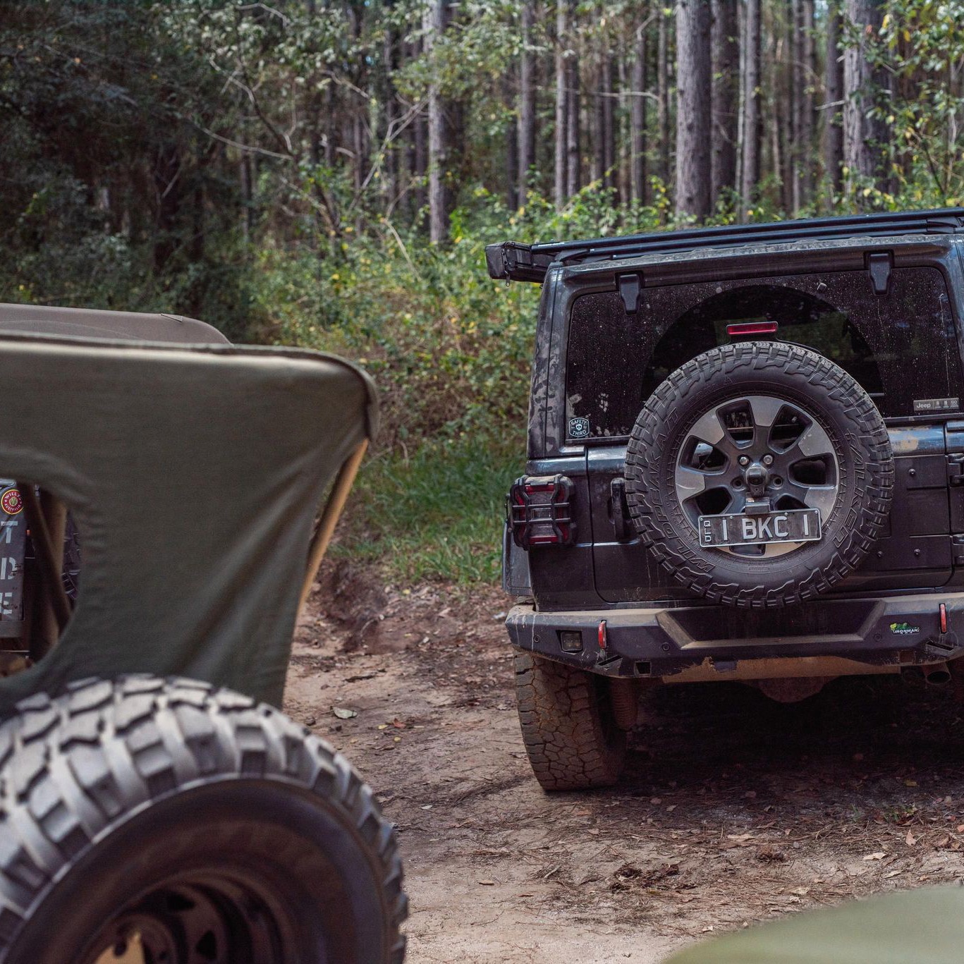 Rear Number Plate Relocation Bracket Suitable For 2018+ Jeep Wrangler JL & JLU