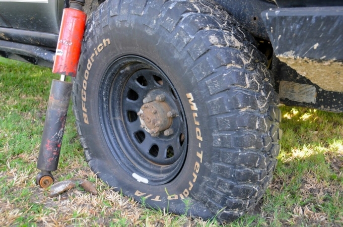 4wd Bush Fixes - Quick Ways To Get Going Again